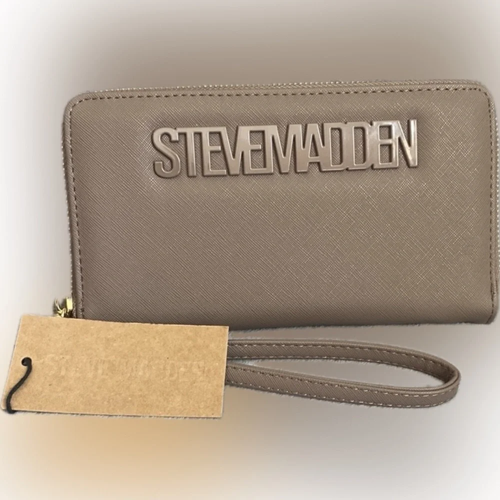 🤎STEVE MADDEN🤎Beviee Mushroom Zip Around Wallet/Wristlet